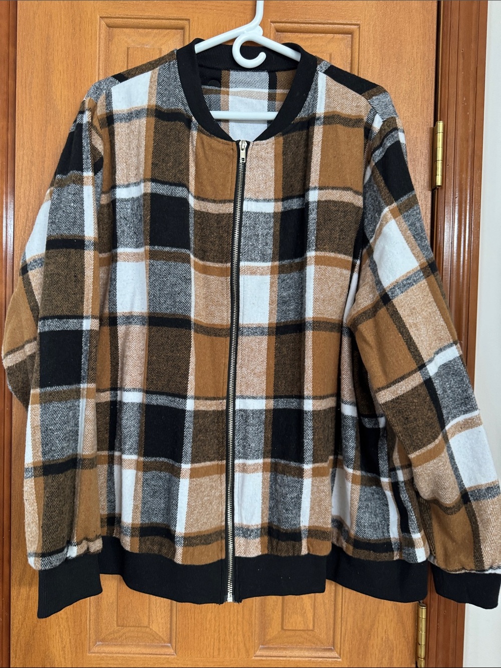 SHEIN Women’s Plus size Brown and Black Plaid Bomber zip up Jacket